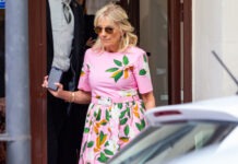 Jill Biden Security Mishap Sparks Urgent Questions Jill Biden, First Lady, FLOTUS, leaving building, security detail, sunglasses