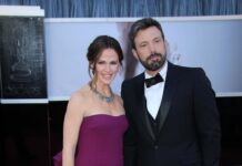 Jennifer Garner Stuns With Latest Images Ben Affleck, Jennifer Garner, actor, actress, red carpet, awards ceremony, Hollywood, couple