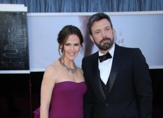 Jennifer Garner Stuns With Latest Images Ben Affleck, Jennifer Garner, actor, actress, red carpet, awards ceremony, Hollywood, couple