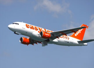 Mid-Air Brawl on Plane Forces Emergency Return to Airport EasyJet, aircraft, airplane, commercial airline, passenger jet, aviation, flight, airline