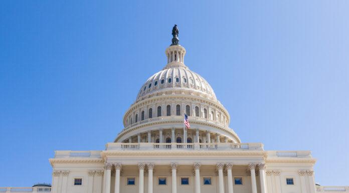 dreamstime_s_35614367-696x385