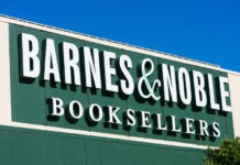 Holiday Shopper Killed Inside Barnes & Noble Bookstore
