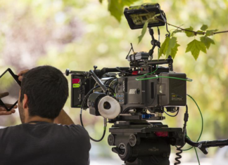 Beloved Comedy Actor Dead at 71 Film Camera Operator Production