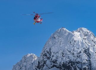 7 Hikers Discovered Dead Mountain Rescue Helicopter Operation