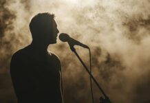 Popular Singer Leaves Stage After Health Scare Singer Performing on Stage