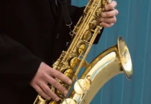 Music Legend is Dead at 94 Saxophone Player Performance