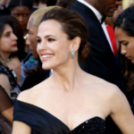 Jennifer Garner Stuns in Recent Appearance Jennifer Garner Stuns in Recent Appearance (dreamstime_s_70372792)