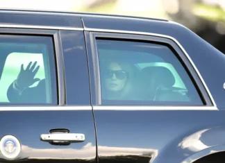 Melania Missing as Rumors Explode melania in car