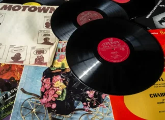 Legendary Singer Dead at 83 motown-dreamstime_s_49999747