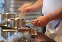Beloved TV Chef is Gone at 44 Beloved TV Chef is Gone at 44 (dreamstime_s_4087914)